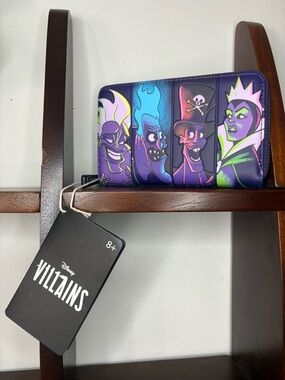 Loungefly Disney Zip Around Wallet - Villains In The Dark NWT